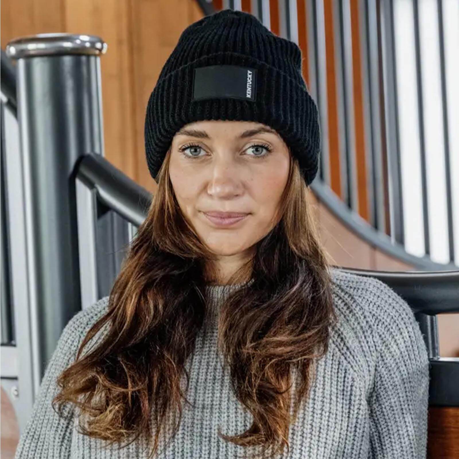 Mütze Unisex Beanie mit gummiertem Logo