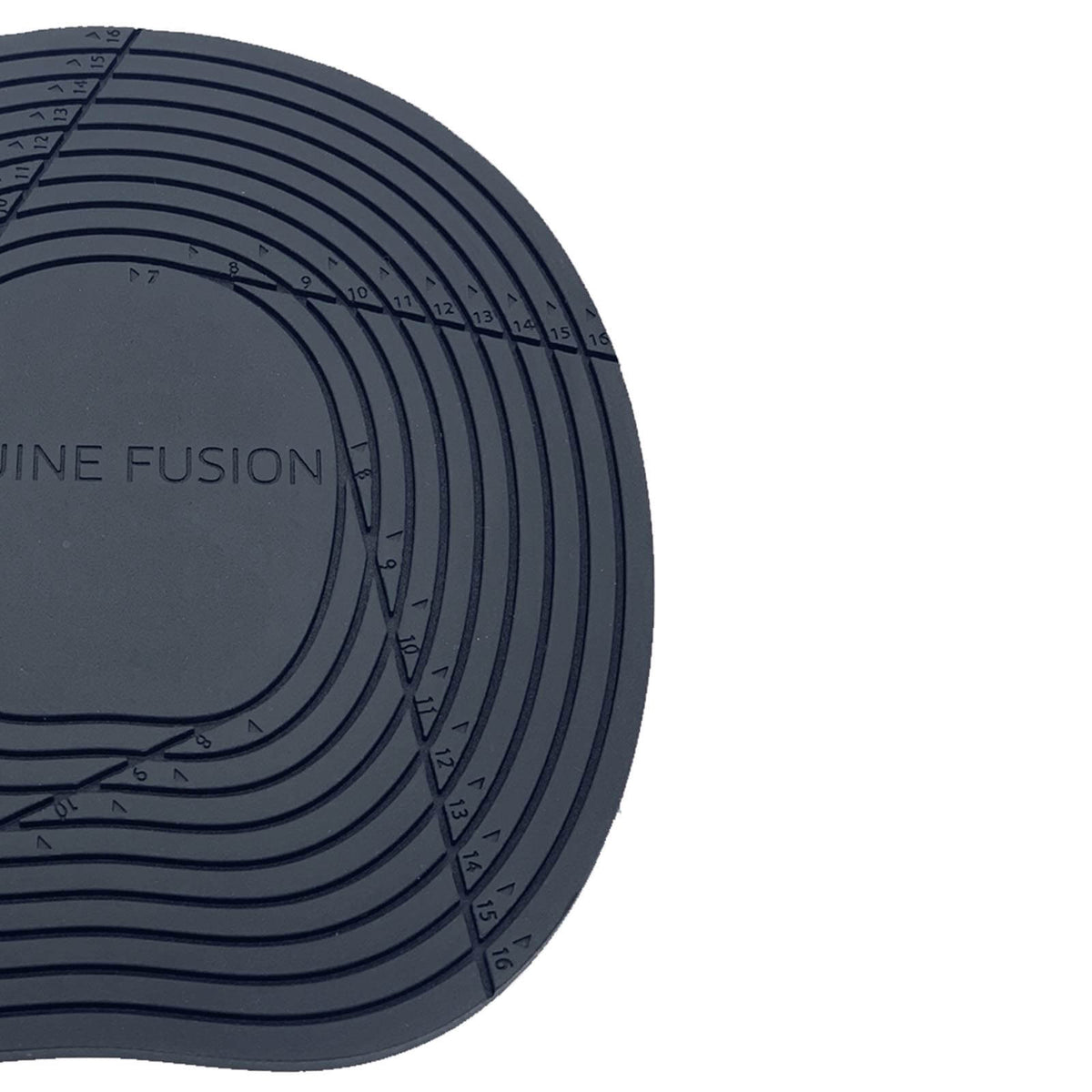 Equine Fusion Hufschuheinlage Dampening Pad Regular, dunkelgrau, Detailaufnahme des Produkts.