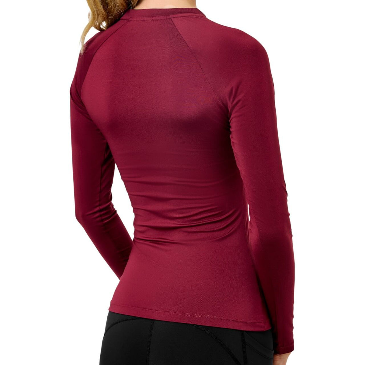 Baselayer Damen Langarm Dynamic Bordeaux Longsleeve, Bordeaux, Person trägt das Shirt von hinten.