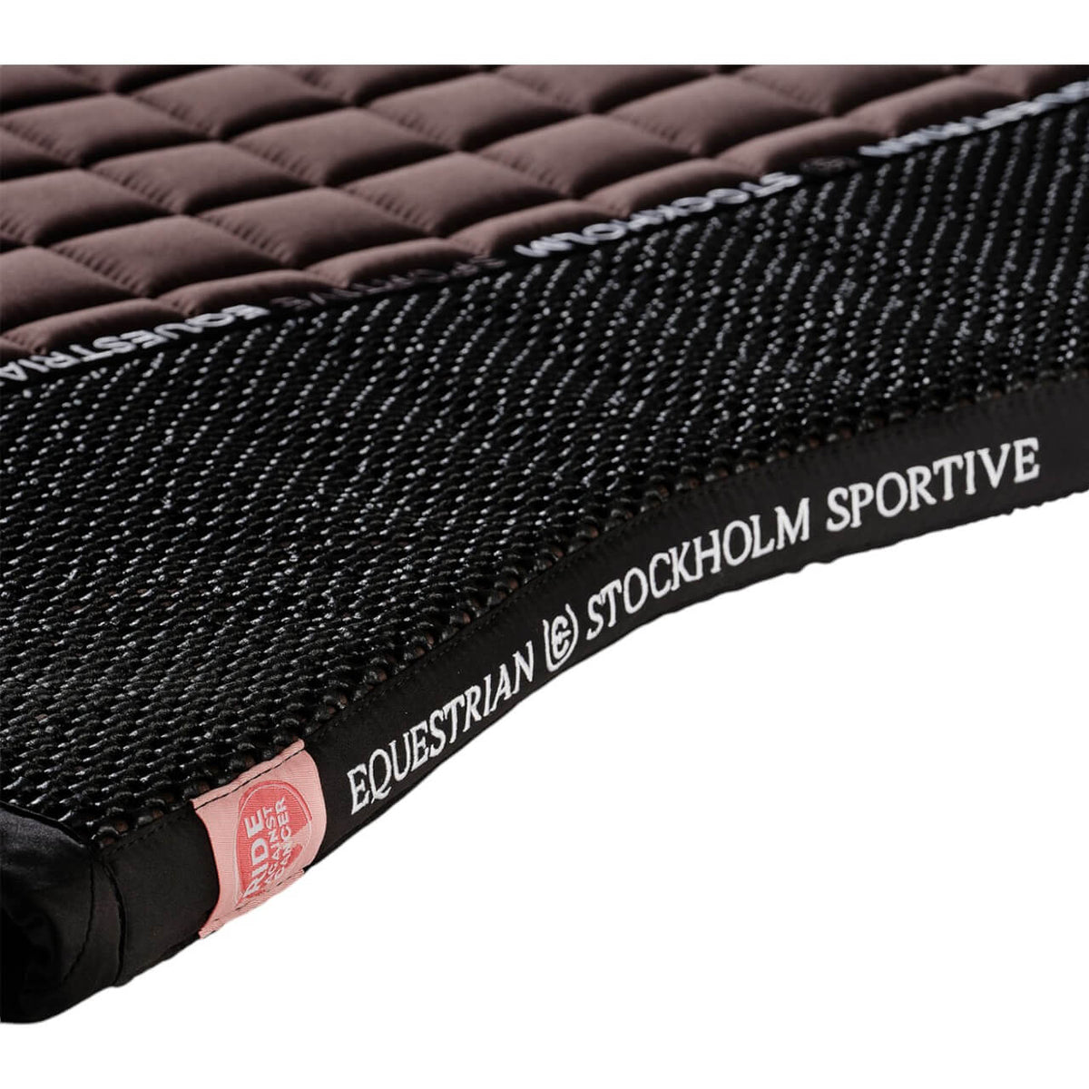 Equestrian Stockholm Schabracke Springen Sportive Modern Mocha Springschabracke, Mocha, Detailaufnahme der Springschabracke.