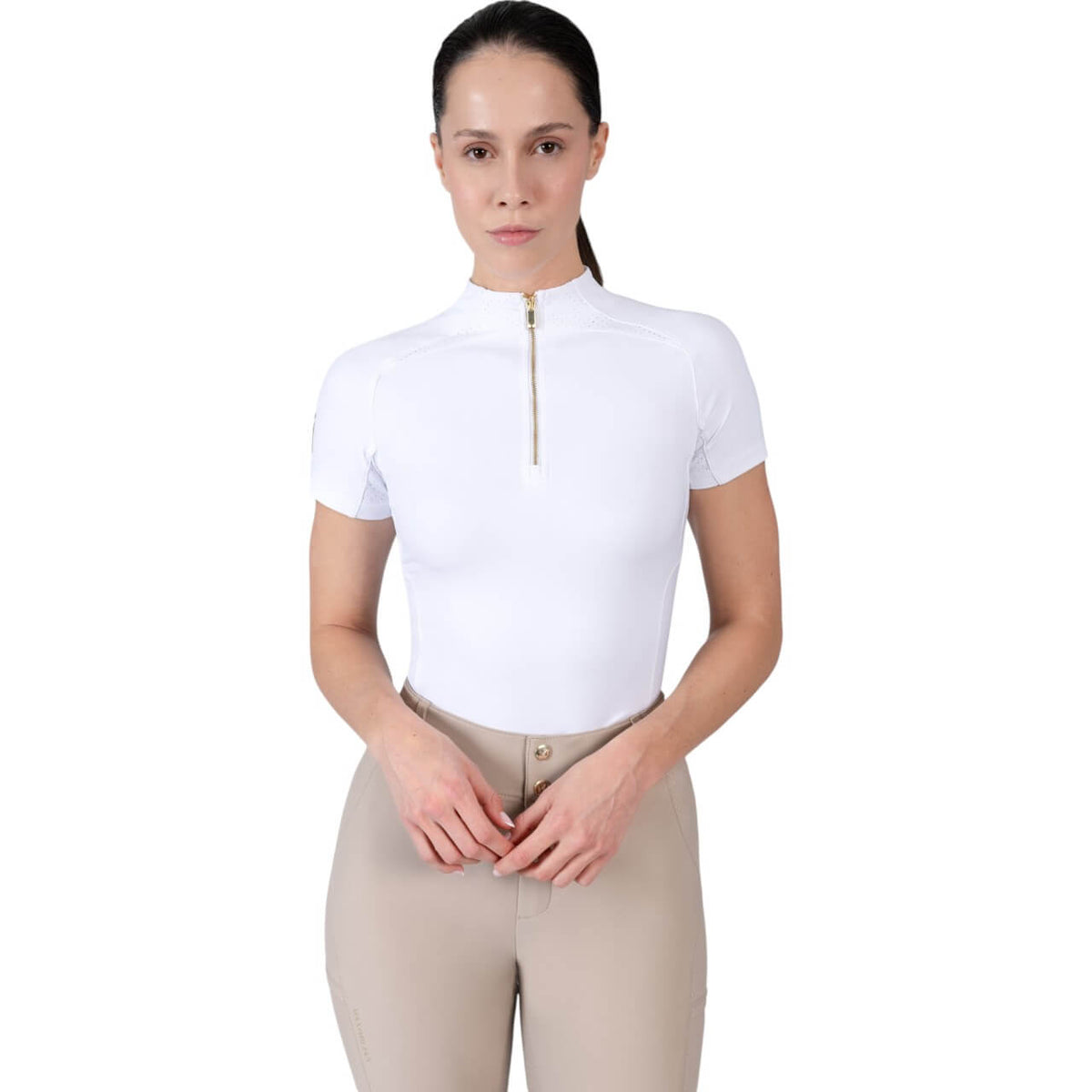 Funktionsshirt Damen Kurzarm Aero Baselayer, White, Reiterin trägt das Shirt.
