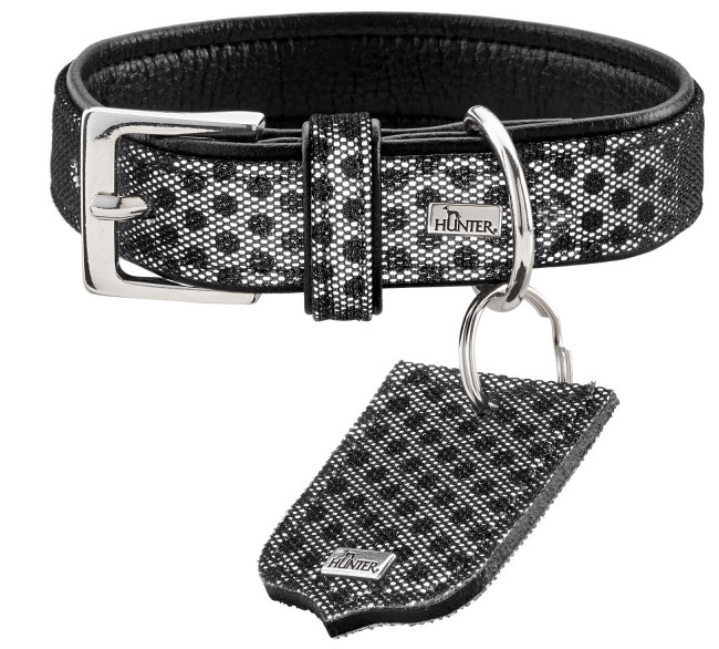 Hunter Hundehalsband Hella Reflect, Schwarz, Produkt allein mit Anhänger auf weißem Hintergrund.