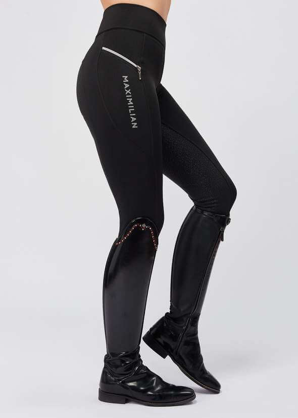 Charm Riding Leggings, Black, Person trägt die Leggings mit Reitstiefeln.