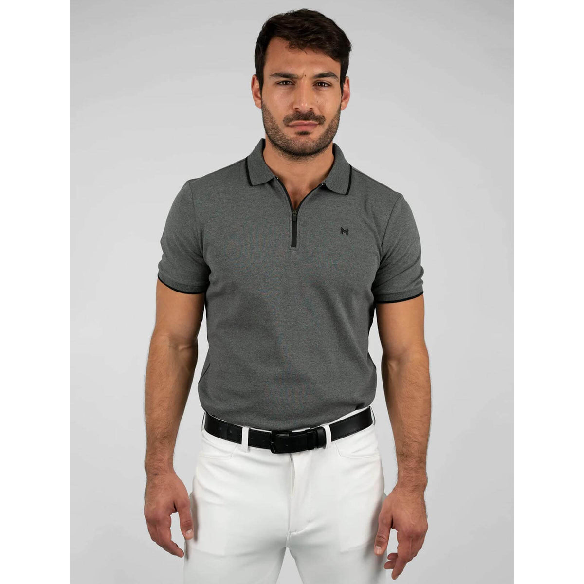 Poloshirt Herren Core Herrenpoloshirt, Grey, Mann trägt das Polo.