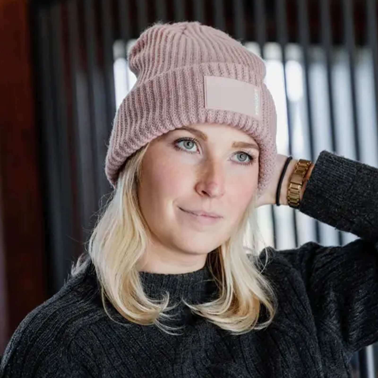 Mütze Unisex Beanie mit gummiertem Logo