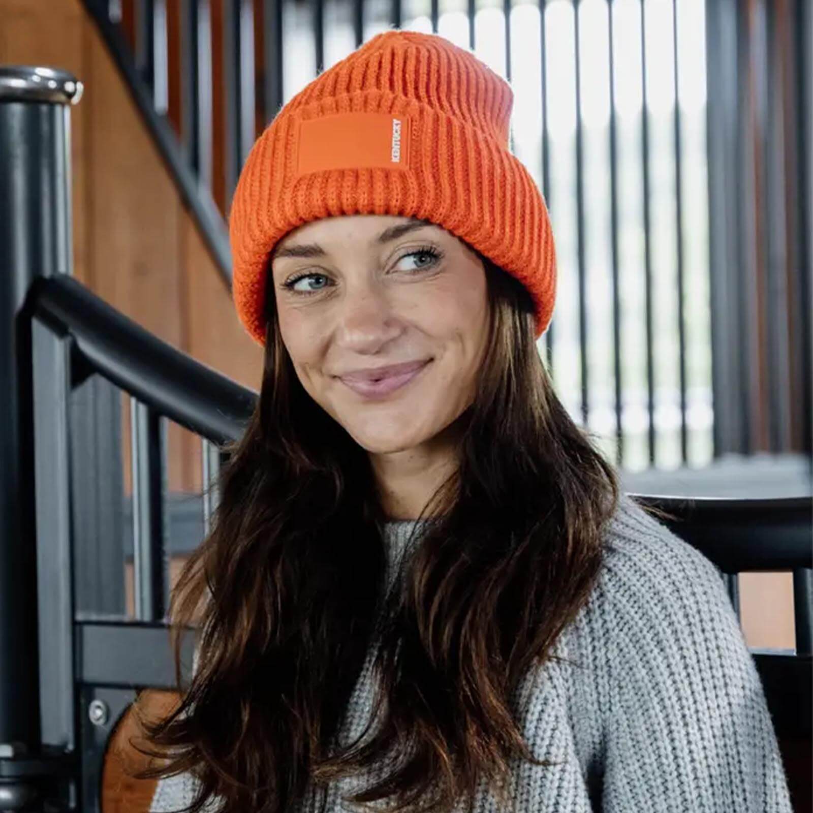 Mütze Unisex Beanie mit gummiertem Logo