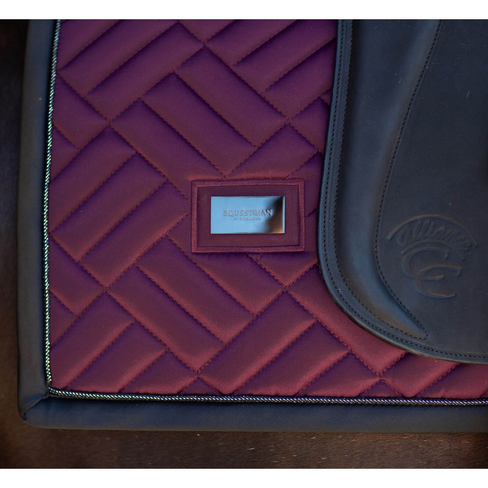 Dressurschabracke Dressage Saddle Pad Modern Purple Night Schabracke