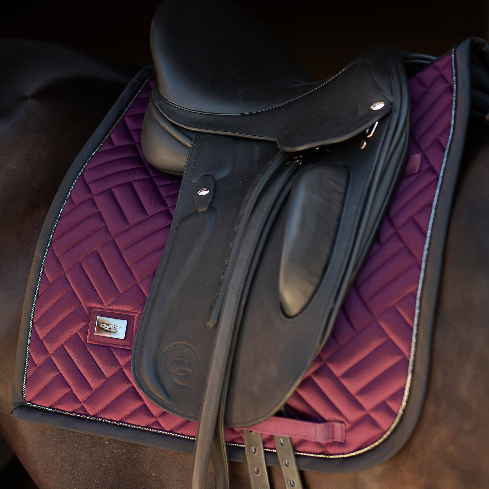Dressurschabracke Dressage Saddle Pad Modern Purple Night Schabracke