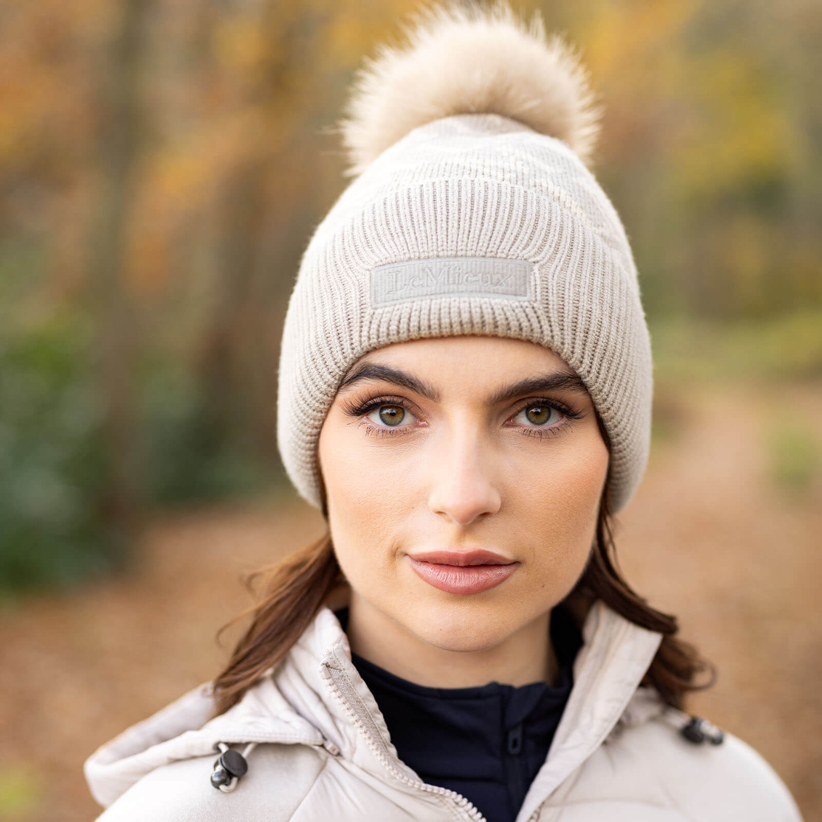 Mütze Damen LM Beanie HW 2024 Bommelmütze