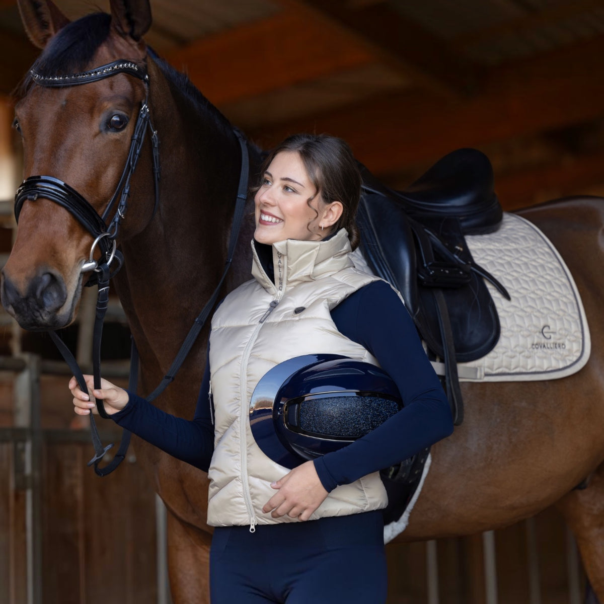 Naisten liivi Covalliero HW26 bodywarmer