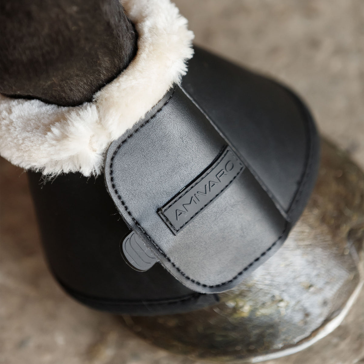 Hufglocken mit Fell SoftBell+ Sprungglocken