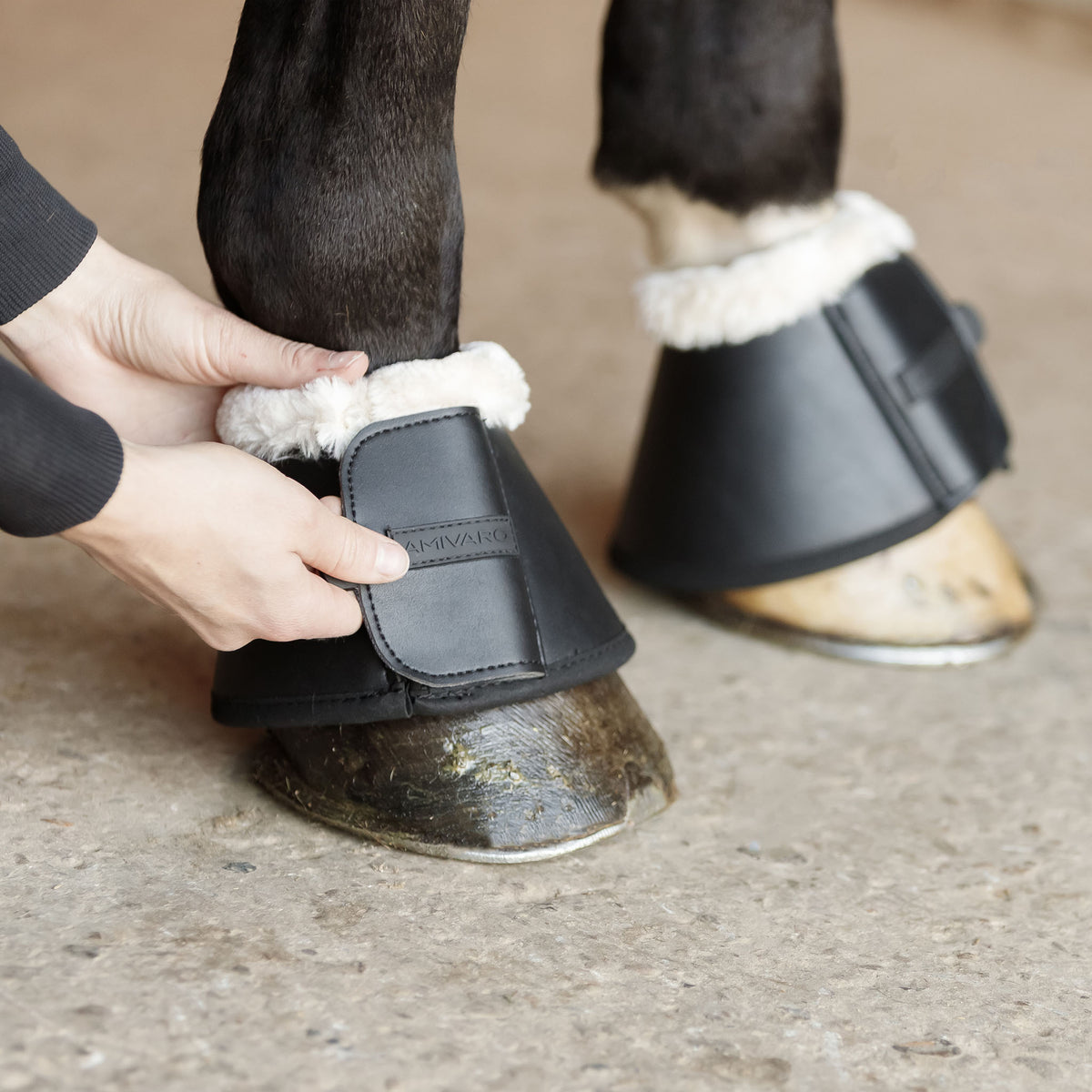 Hufglocken mit Fell SoftBell+ Sprungglocken