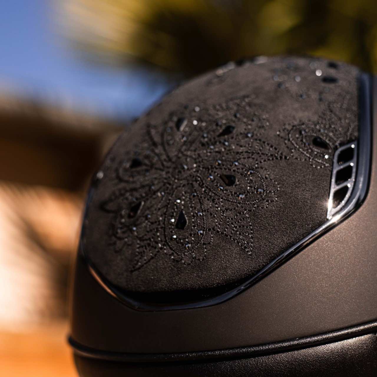 Reithelm Miss Shield 2.0 Shadowmatt Black Crystal Bloom Black
