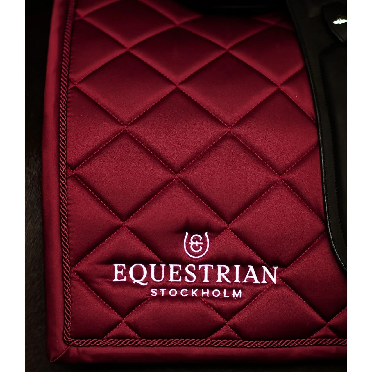 Dressurschabracke Line Bordeaux Schabracke