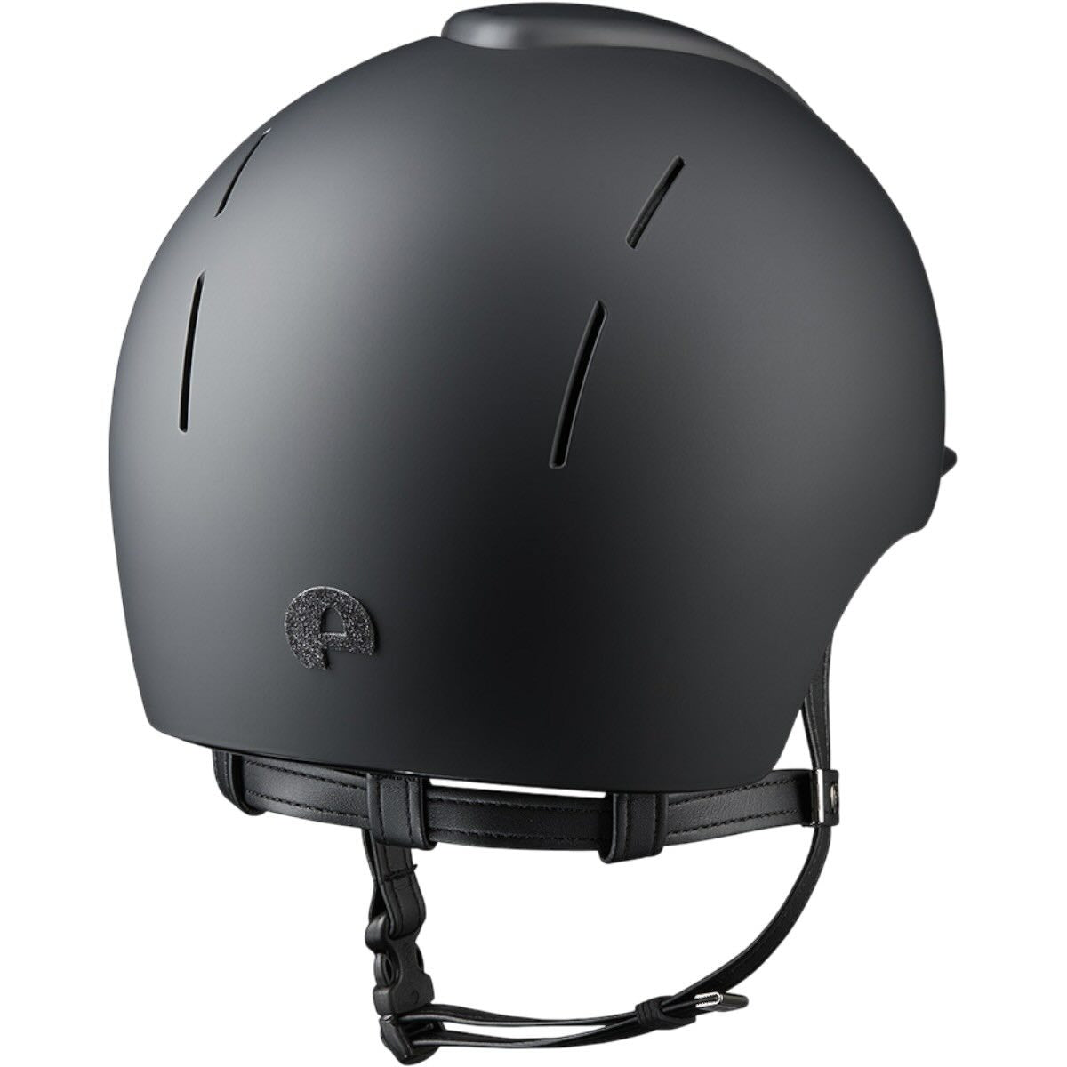 Reithelm Smart Nova Matt Star Black, schwarzer Reithelm allein auf weißem Hintergrund.