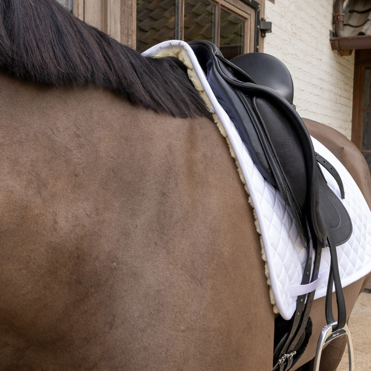Sottosella da dressage Skin Friendly con agnellino Diamond