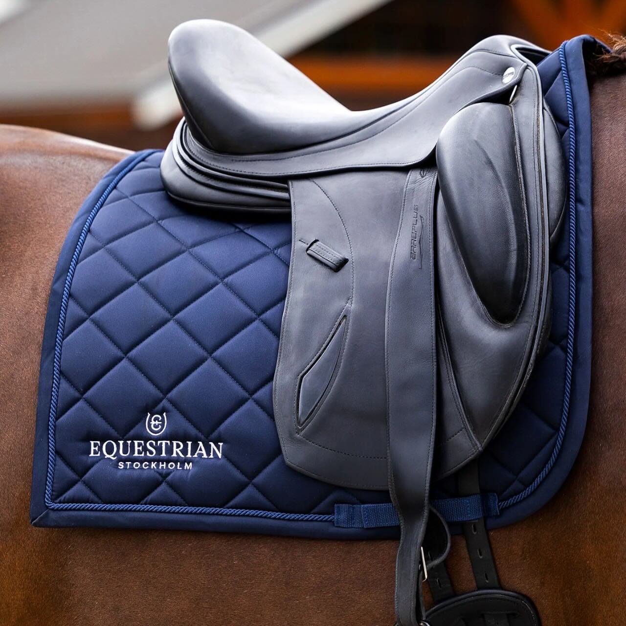 Dressurschabracke Line Midnight Blue Schabracke