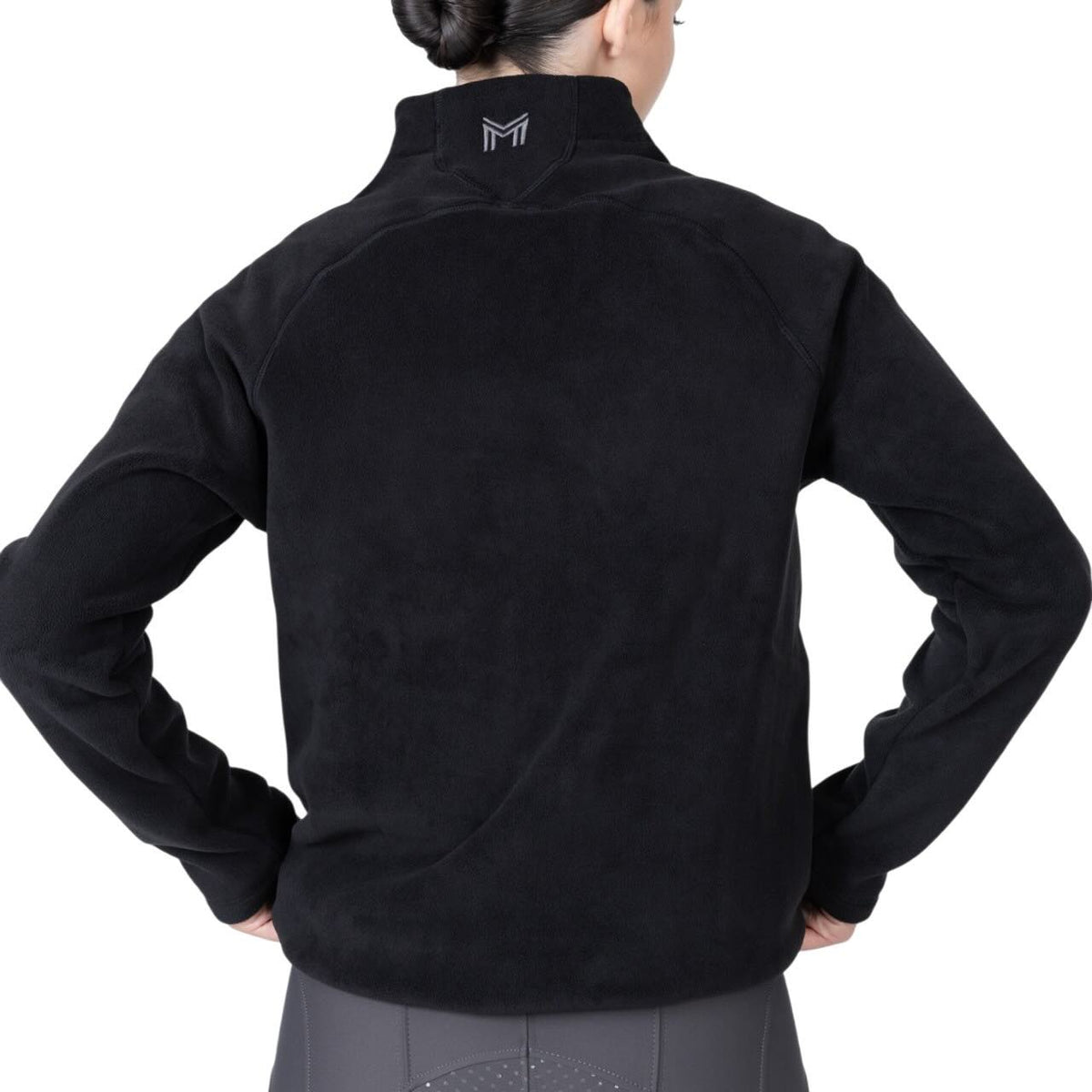 Maximilian Equestrian Sweatshirt Unisex Versa Fleece Half-Zip, Schwarz, Rückansicht an Person.