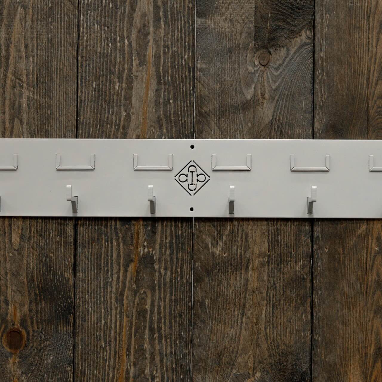 Trensenhalter mit 6 Haken und Namensschild Halter