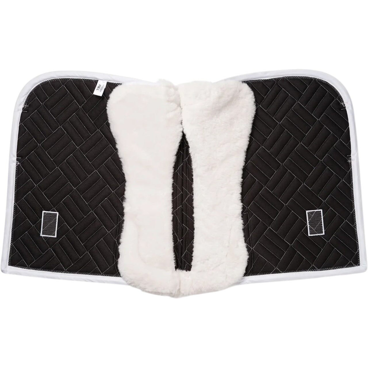 Vegan Fur Crystal díjlovas nyeregalátét