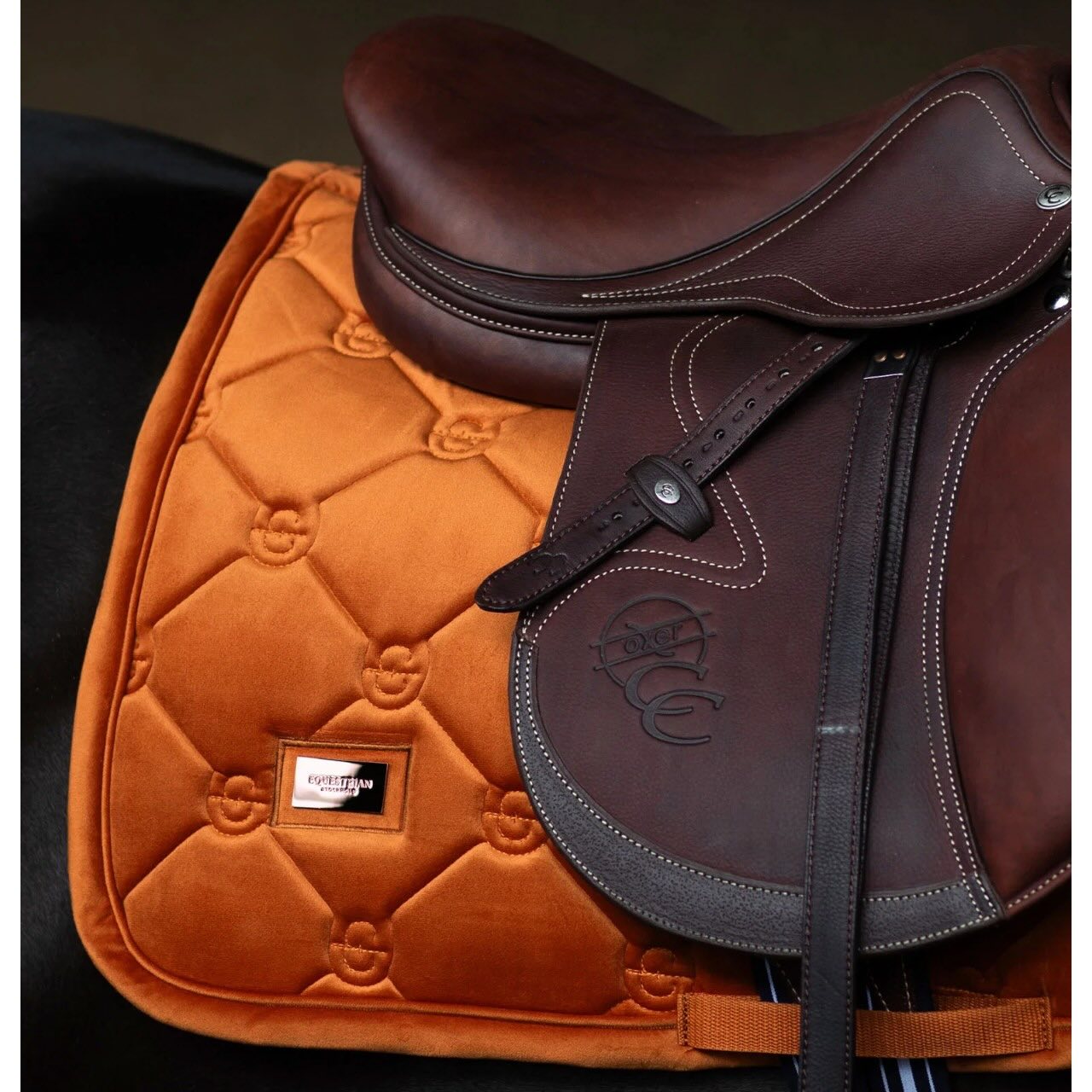 Springschabracke Velvet Chestnut Schabracke