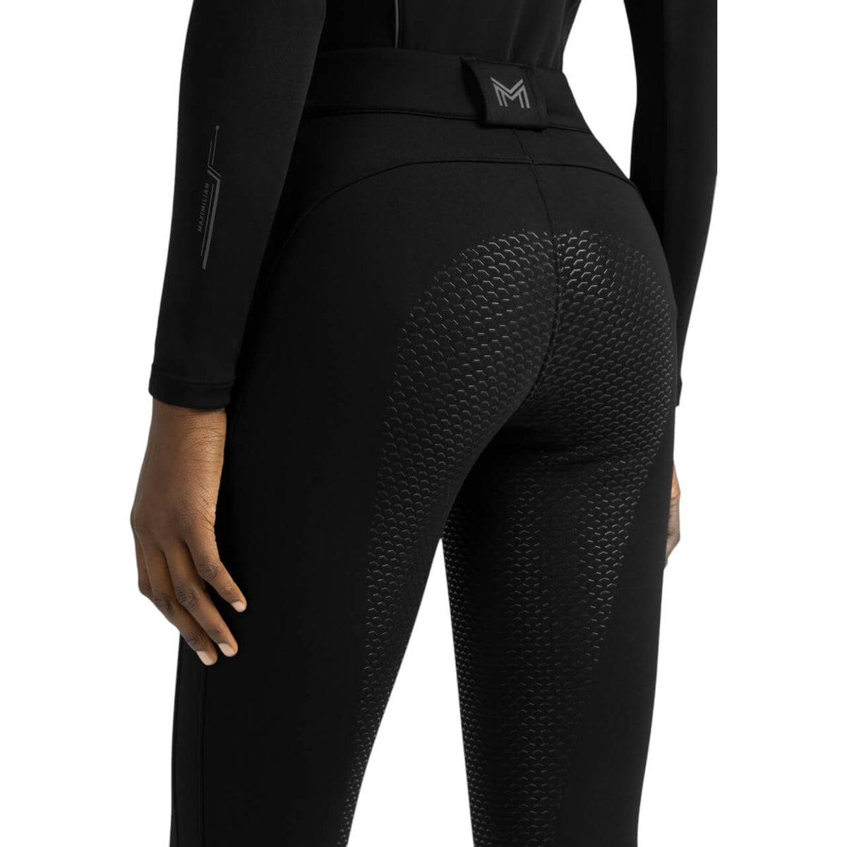 Reithose Damen Full-Grip Arctic Fleeced Breeches, Schwarz, Person trägt die Reithose von hinten.