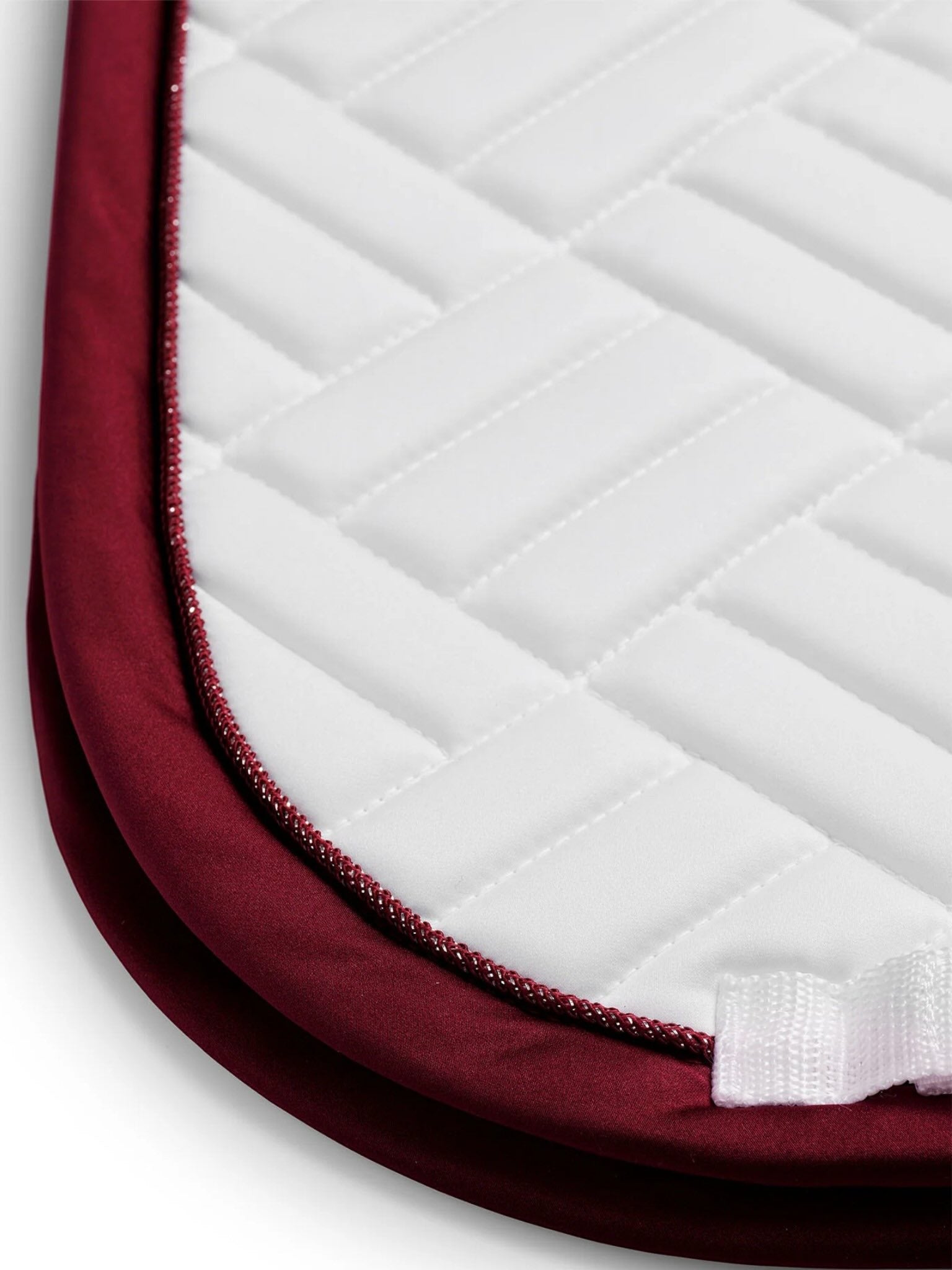 Dressurschabracke Modern White Merlot Schabracke
