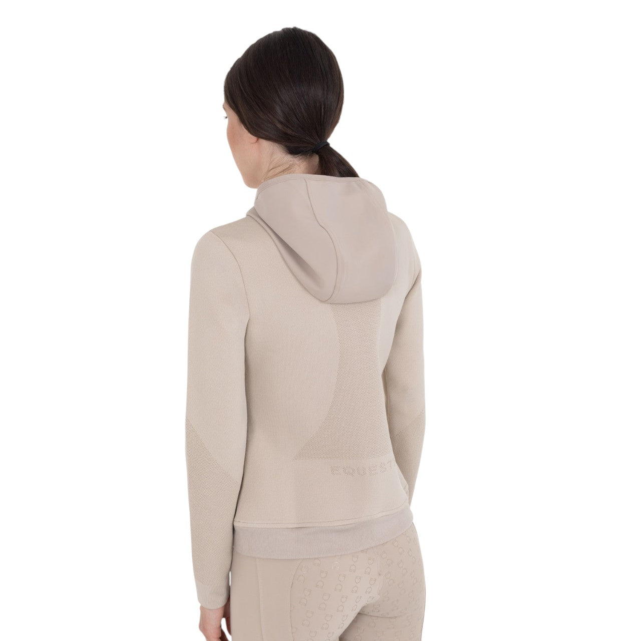 Zip-Hoodie Damen FS 2026 Kapuzenjacke, Beige, von hinten an einer Person getragen.