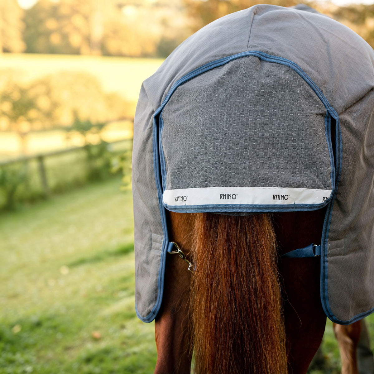 Derka pastwiskowa Rhino HexStop Plus 100g Horseware derka przeciwdeszczowa