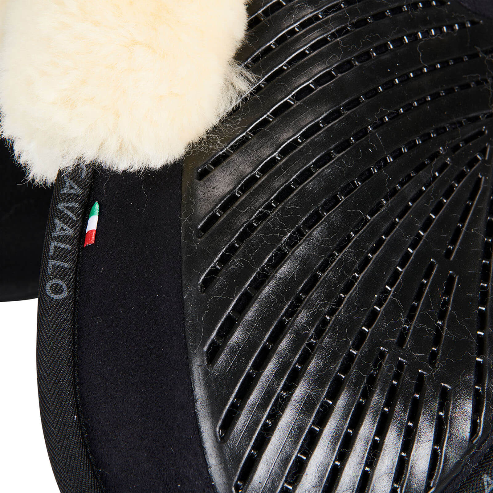 Close Contact Gel & Memory Foam Halfpad Lammfell