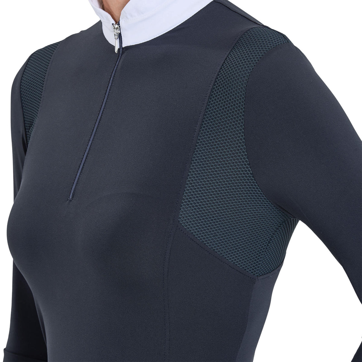 Turnier-Shirt Damen Granada Langarmshirt, Dunkelblau, Detailaufnahme am Oberkörper einer Person.
