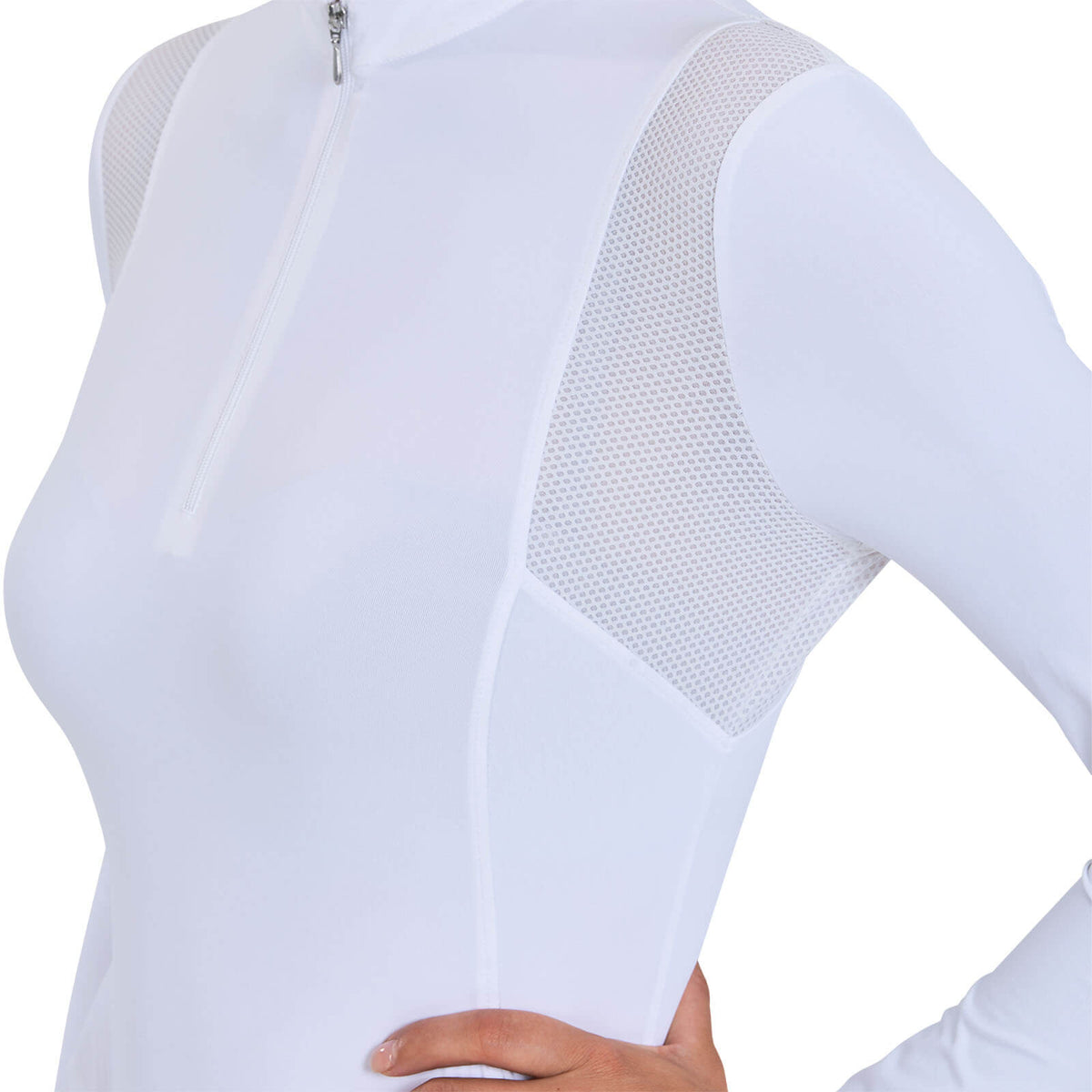 Turnier-Shirt Damen Granada Langarmshirt, Weiß, Detailaufnahme getragen von Reiterin.