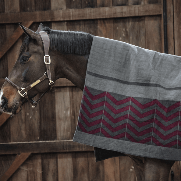 Abschwitzdecke Square Heavy Fishbone Fleecedecke