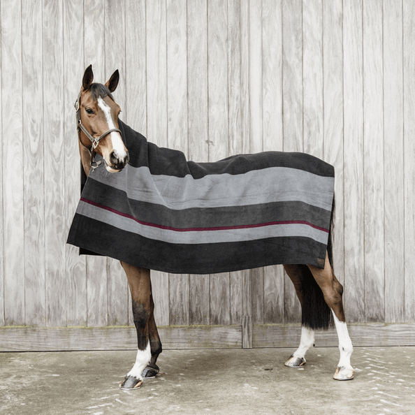 Abschwitzdecke Square Stripes Heavy Fleecedecke