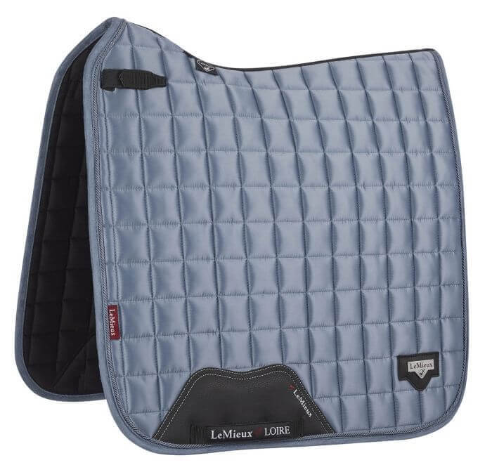 LeMieux Schabracke LM Loire Classic Satin Dressage Square Dressurschabracke LeMieux Schabracke LM Loire Classic Satin Dressage Square Dressurschabracke
