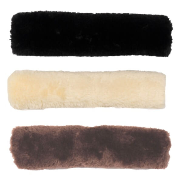 Nasenriemenschoner Lammfell mit Klettverschluss Nasenriemenschoner Lammfell mit Klettverschluss