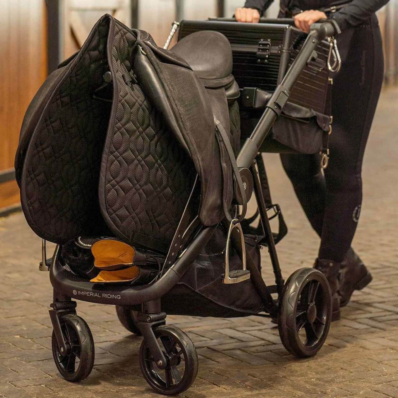 Imperial Riding Sattelwagen IRHCarry Light Sattelcaddy Imperial Riding Sattelwagen IRHCarry Light Sattelcaddy