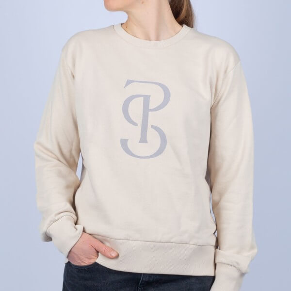 2231-076-211-Fallon-Sweatshirt-211-Laced-Beige-5A6A9306 2231-076-211-Fallon-Sweatshirt-211-Laced-Beige-5A6A9306