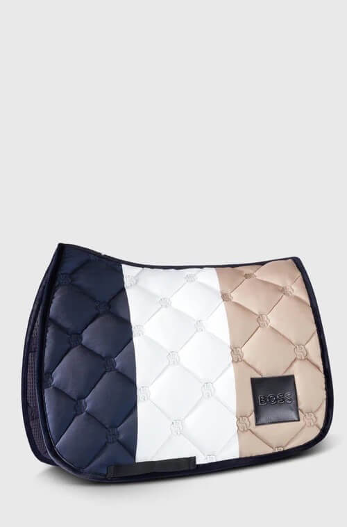 Boss Equestrian Dressurschabracke Samt Signature HW 2024 Schabracke Dressur Boss Equestrian Dressurschabracke Samt Signature HW 2024 Schabracke Dressur